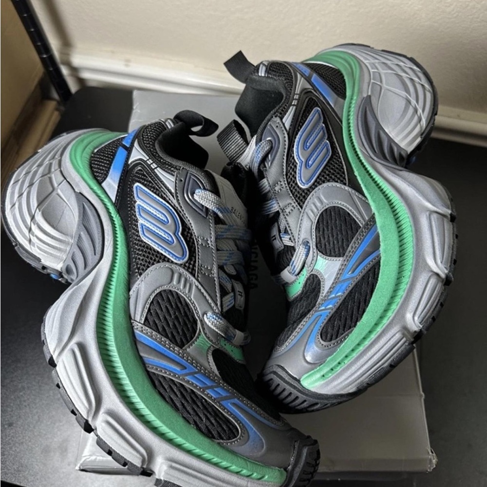 Men's Athletic Shoes in Black, Gray, and Green